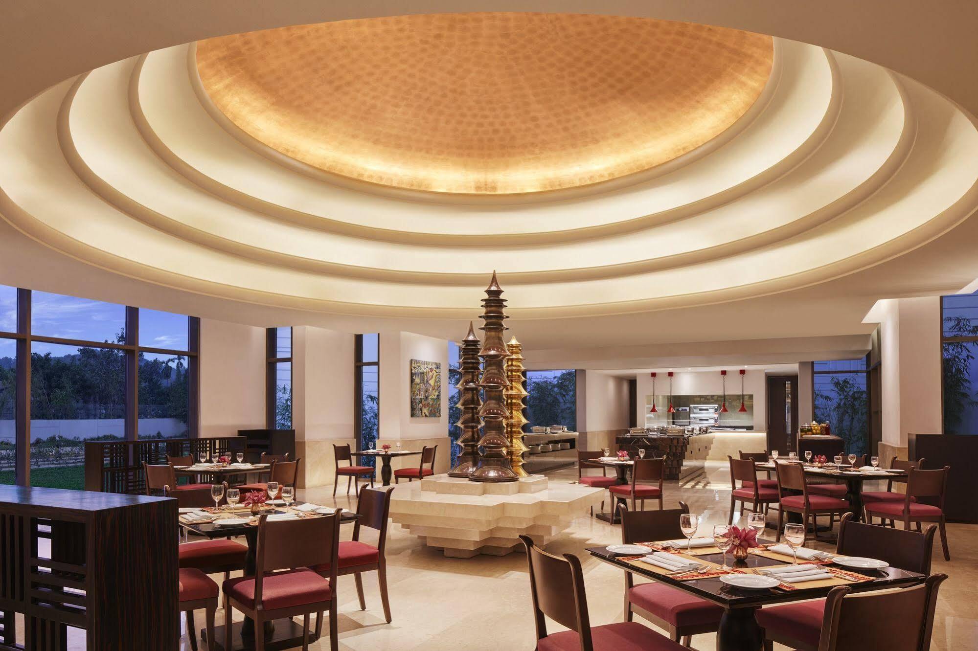 Vivanta Guwahati Eksteriør billede